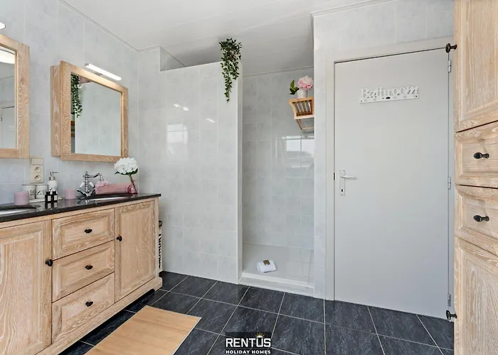 Groenhage - Enjoy Peace In The Heart Of Leffinge *